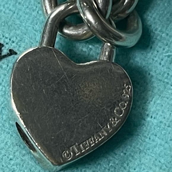 Excellent condition authentic Tiffany & co link bracelet and love padlock - Picture 2 of 8
